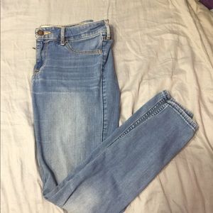 Hollister jeggings size 5s NWOT